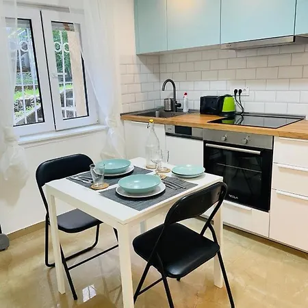 Slaviya Белград